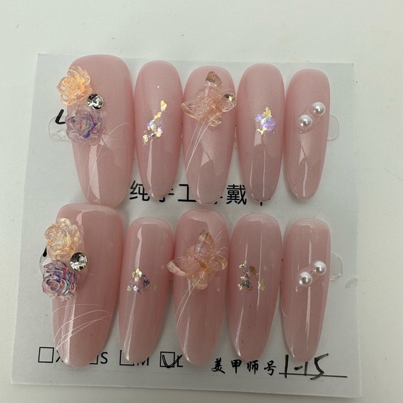 Handmade press on nails bundle of four sets size large - Picture 8 of 13